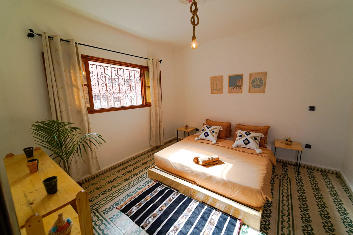 Anchor Point twin room at Darna